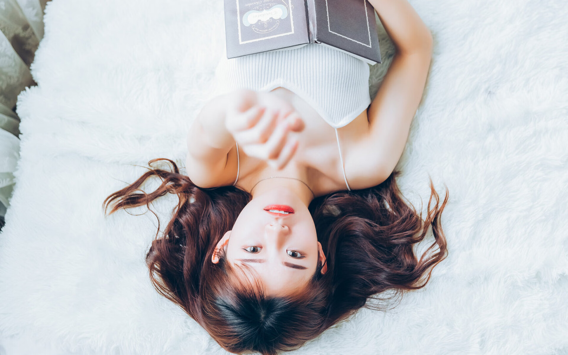 花样滑冰项目鼓励原创动作激发青年创意，花样滑冰运动会