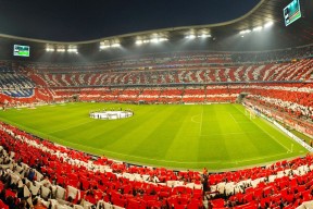 卢卡斯·梅尔滕斯强势出击800自决赛，卢卡斯 恩梅查